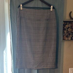 Worthington Classic Black Plaid Women's Skirt